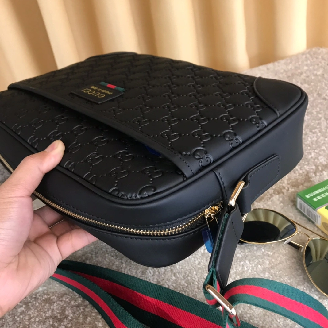 Gucci AAA Man Messenger Bags SmartChoice 3102