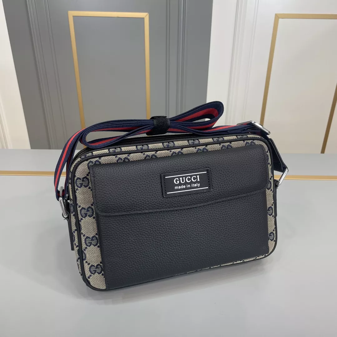 Gucci AAA Man Messenger Bags SmartChoice 8585