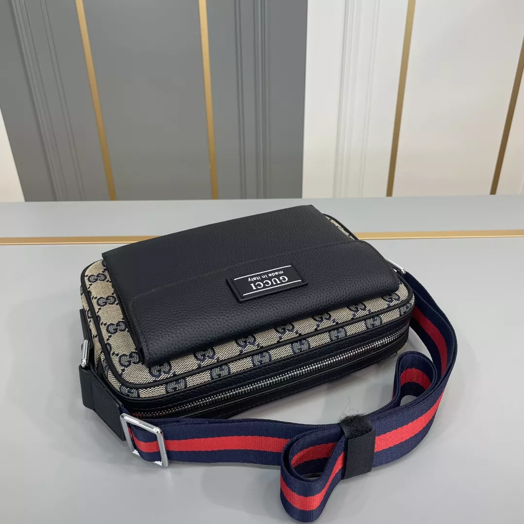 Gucci AAA Man Messenger Bags SmartChoice 8585