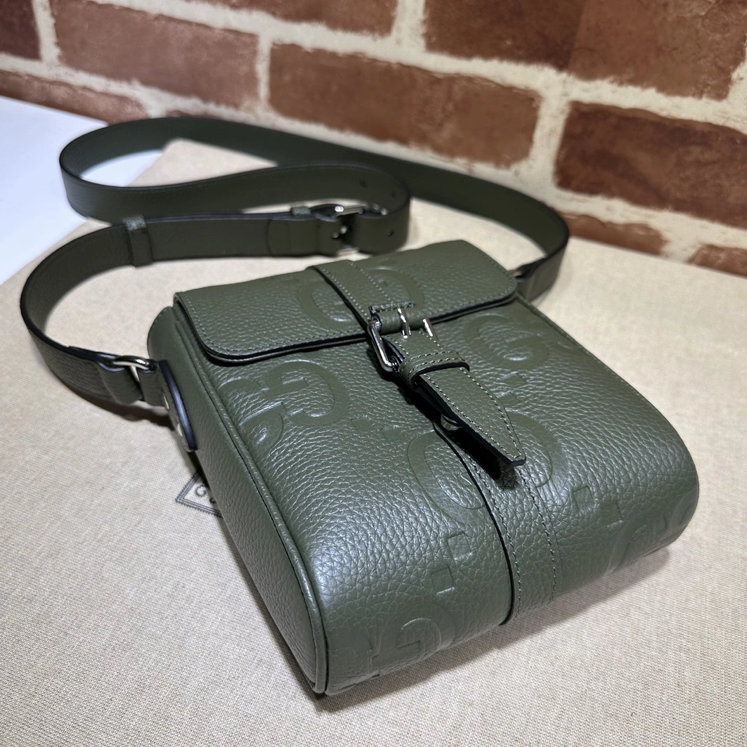 Gucci AAA Man Messenger Bags Soft 7748