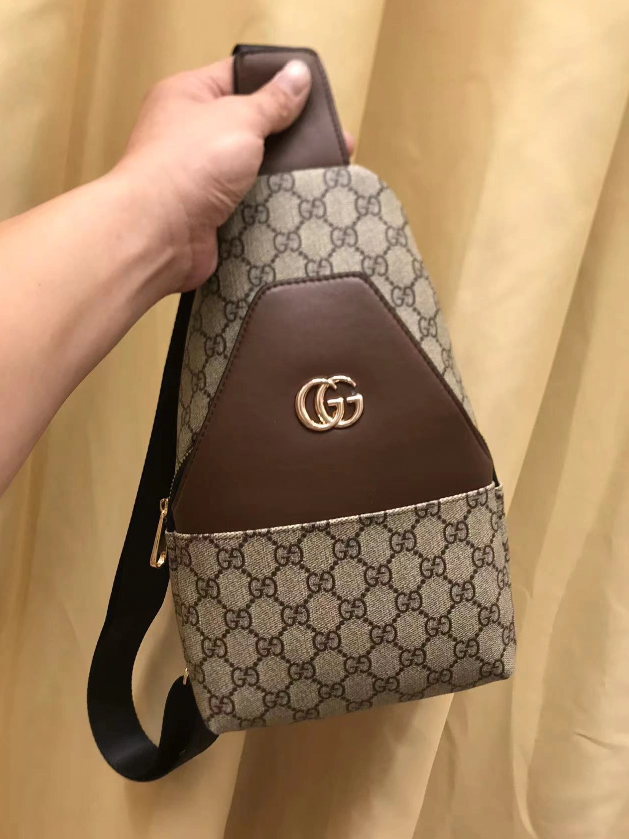 Gucci AAA Man Messenger Bags StreetReady 3323