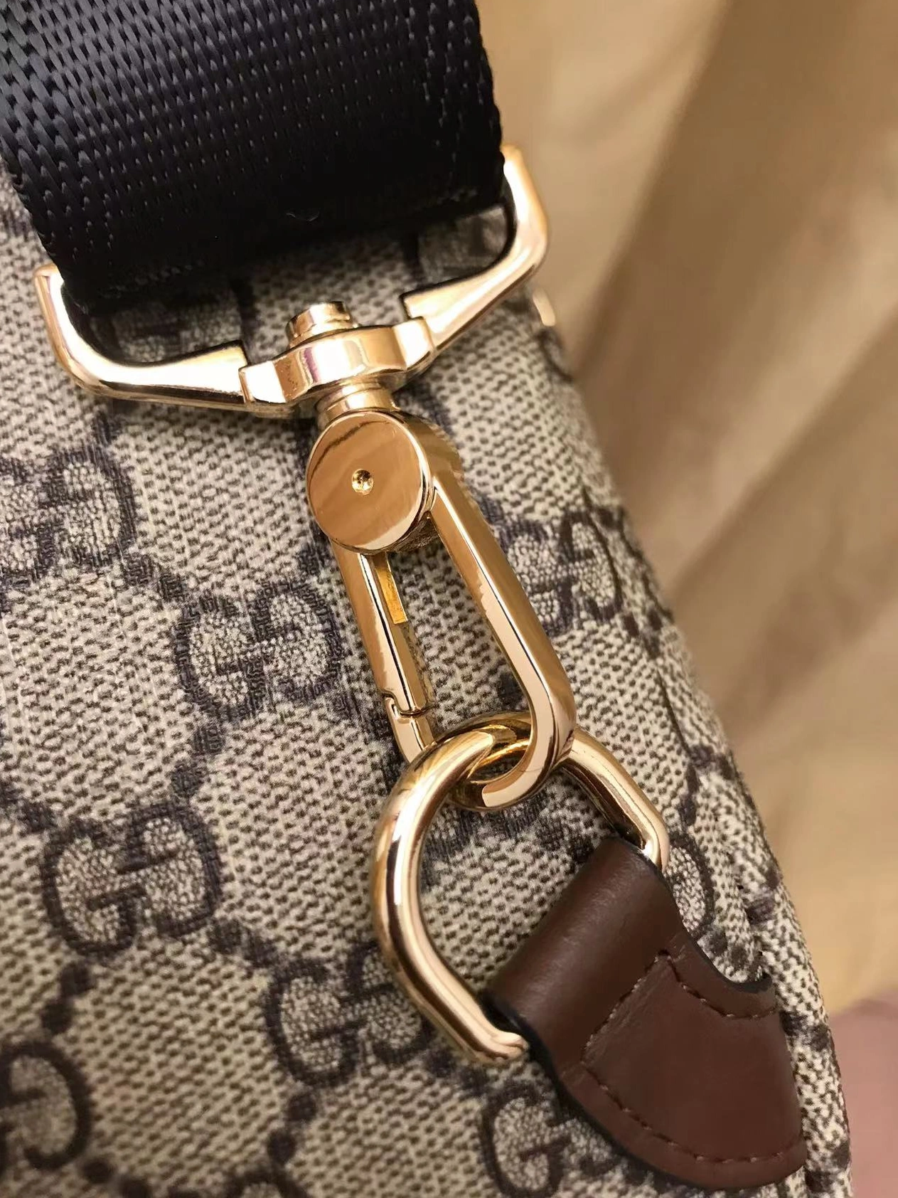 Gucci AAA Man Messenger Bags StreetReady 3323