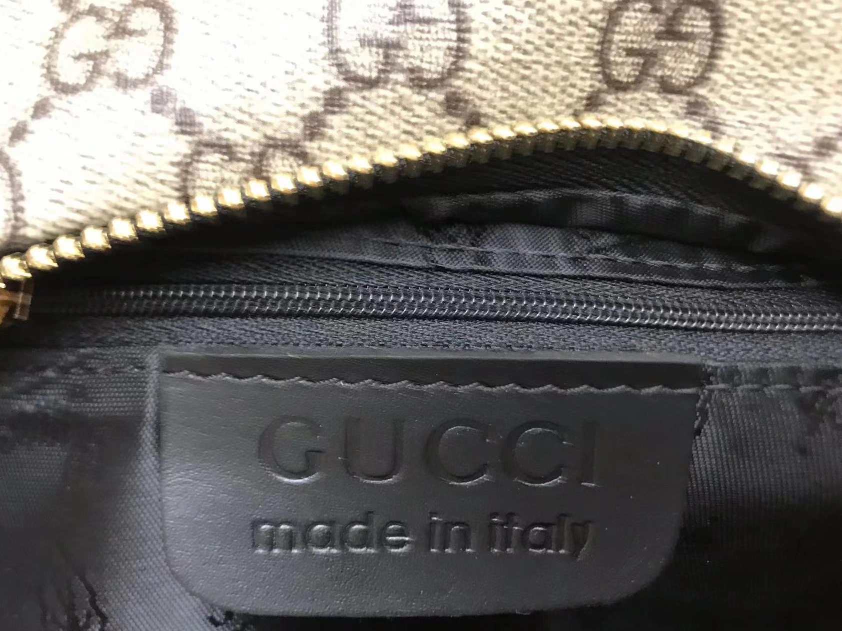 Gucci AAA Man Messenger Bags StreetReady 3323