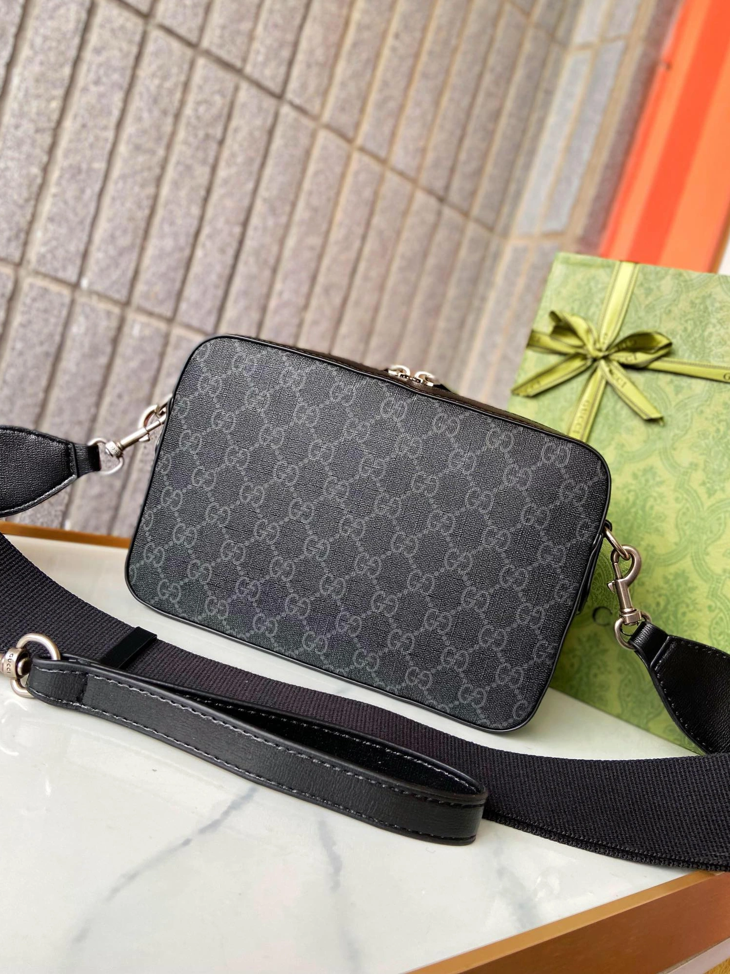 Gucci AAA Man Messenger Bags StreetReady 6895