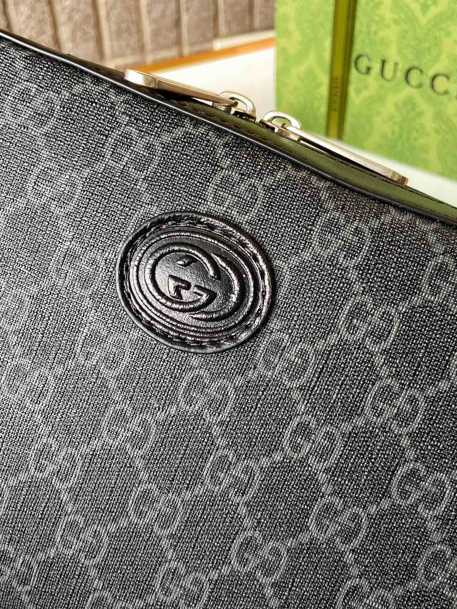 Gucci AAA Man Messenger Bags StreetReady 6895