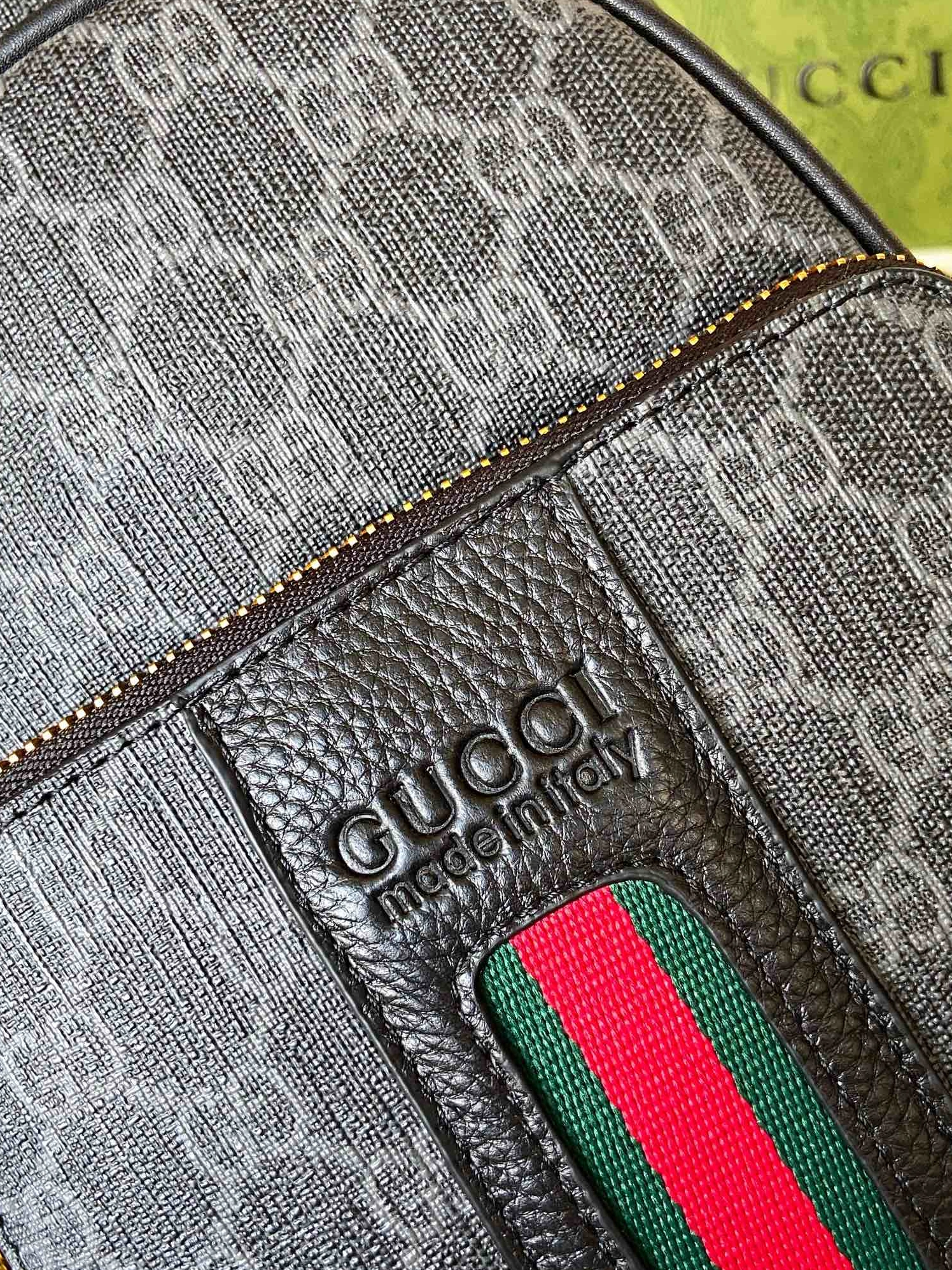 Gucci AAA Man Messenger Bags Stylish 9851