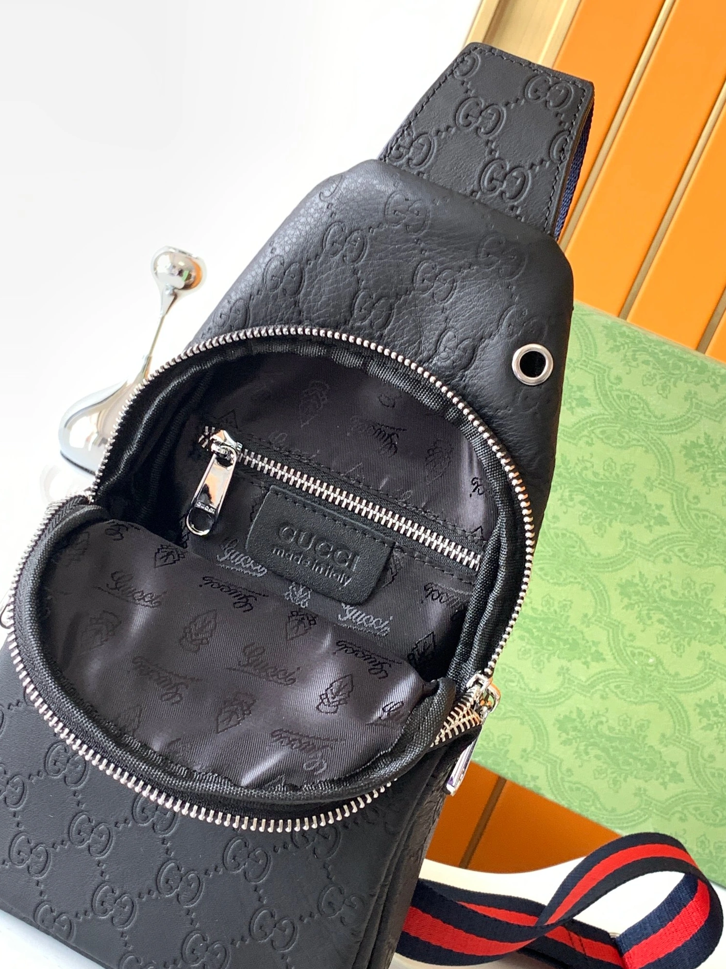 Gucci AAA Man Messenger Bags Timeless 4164