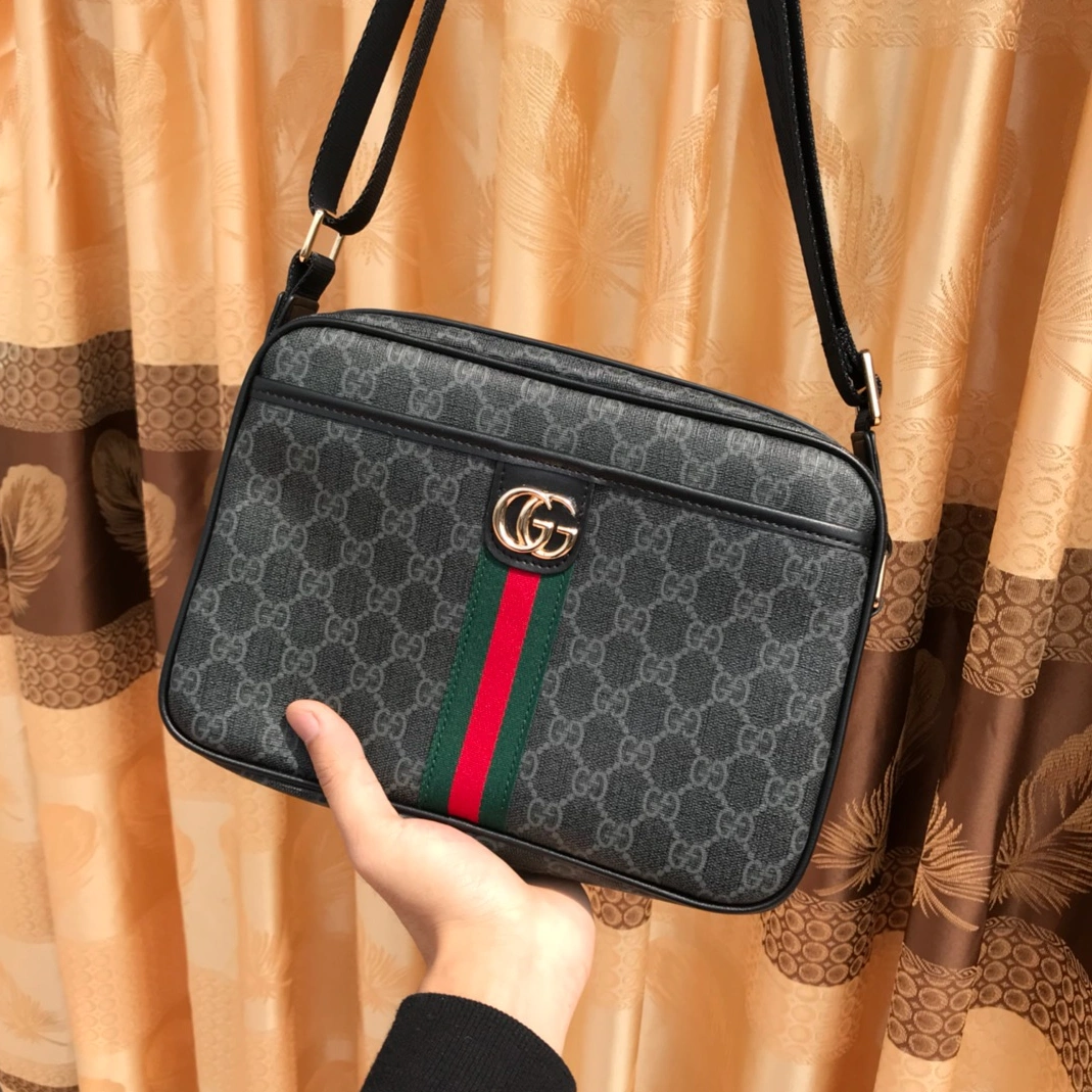 Gucci AAA Man Messenger Bags TopPick 557