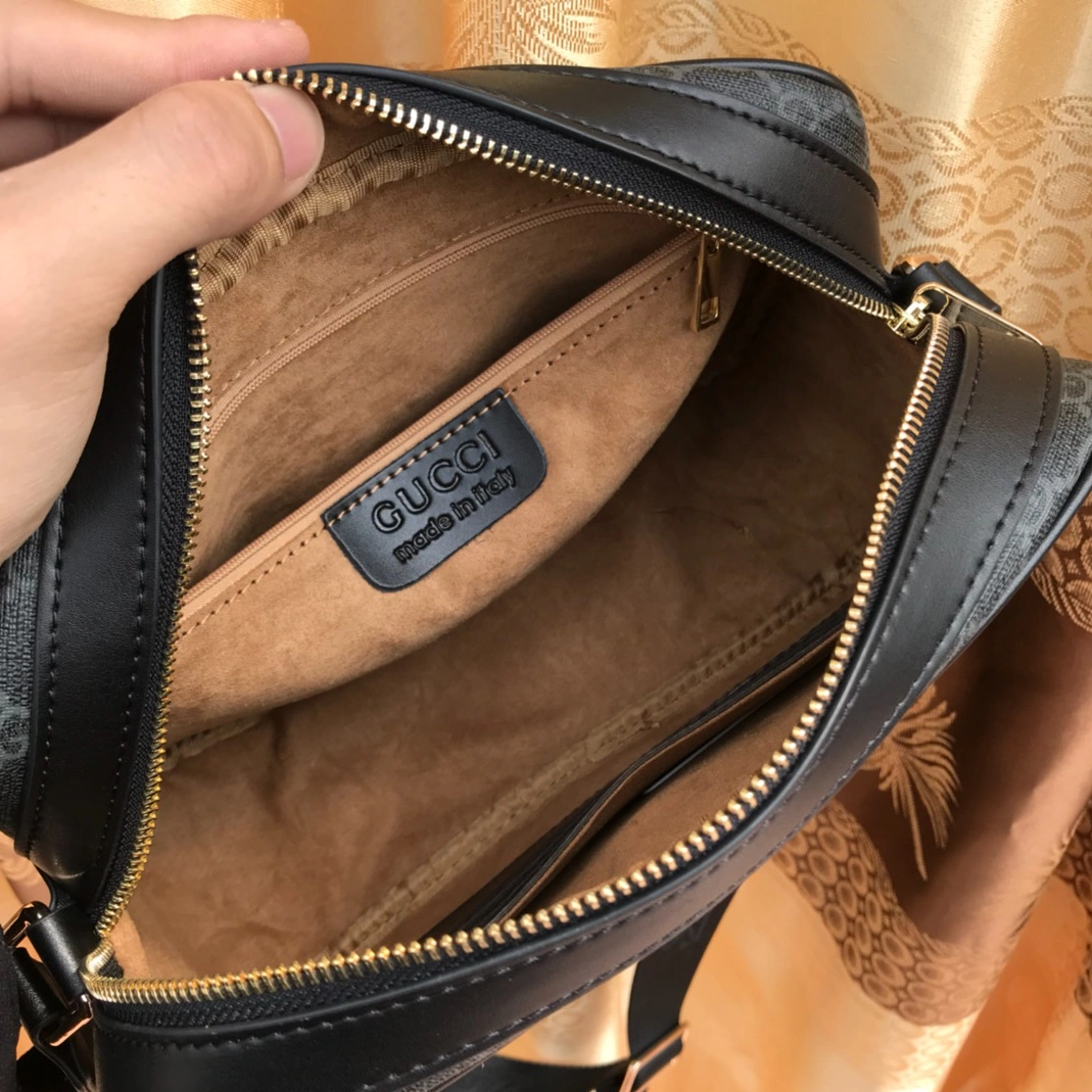 Gucci AAA Man Messenger Bags TopPick 557