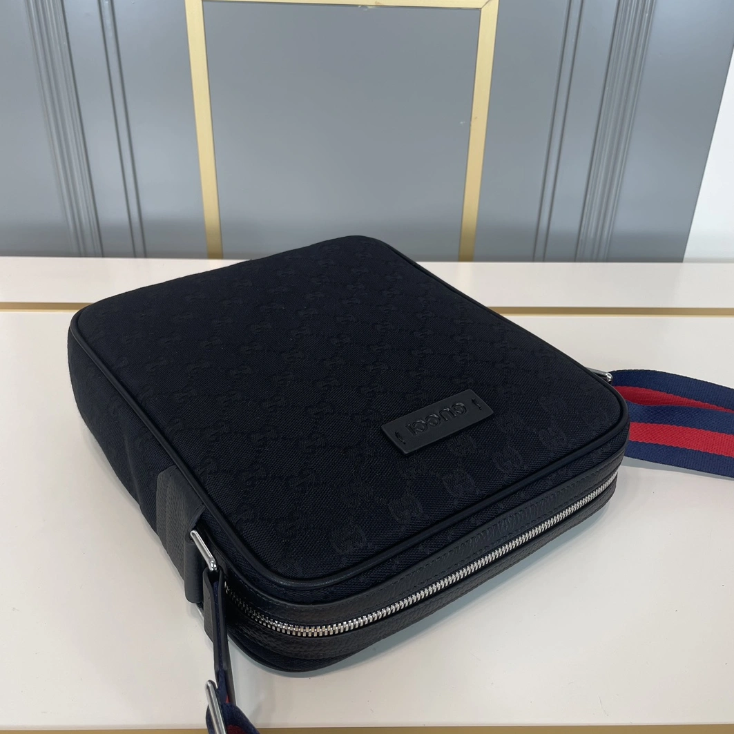 Gucci AAA Man Messenger Bags Trendy 1514