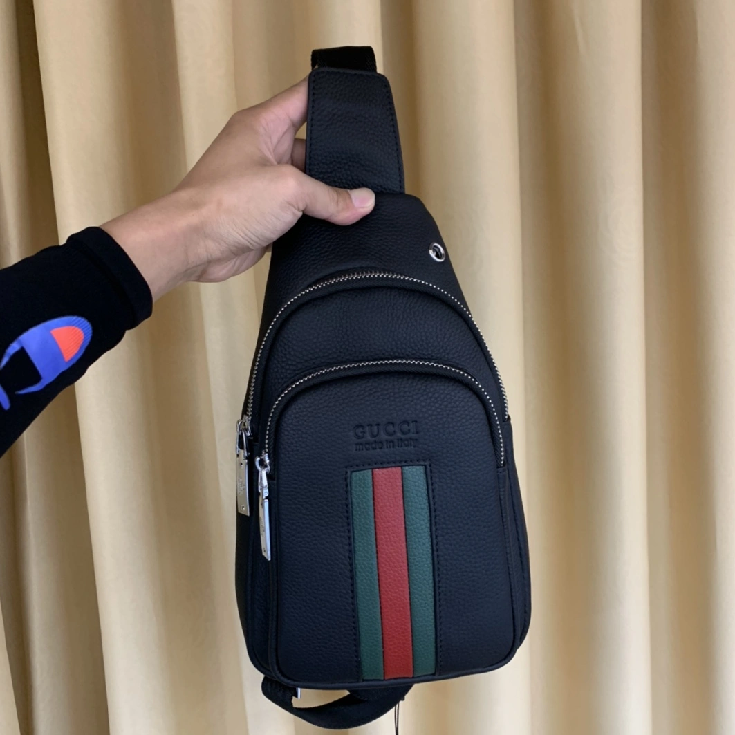 Gucci AAA Man Messenger Bags Trendy 9990