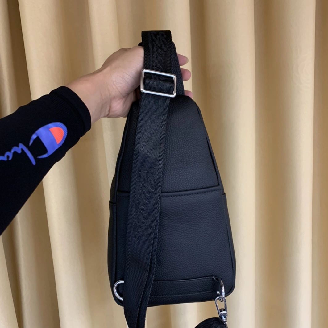 Gucci AAA Man Messenger Bags Trendy 9990