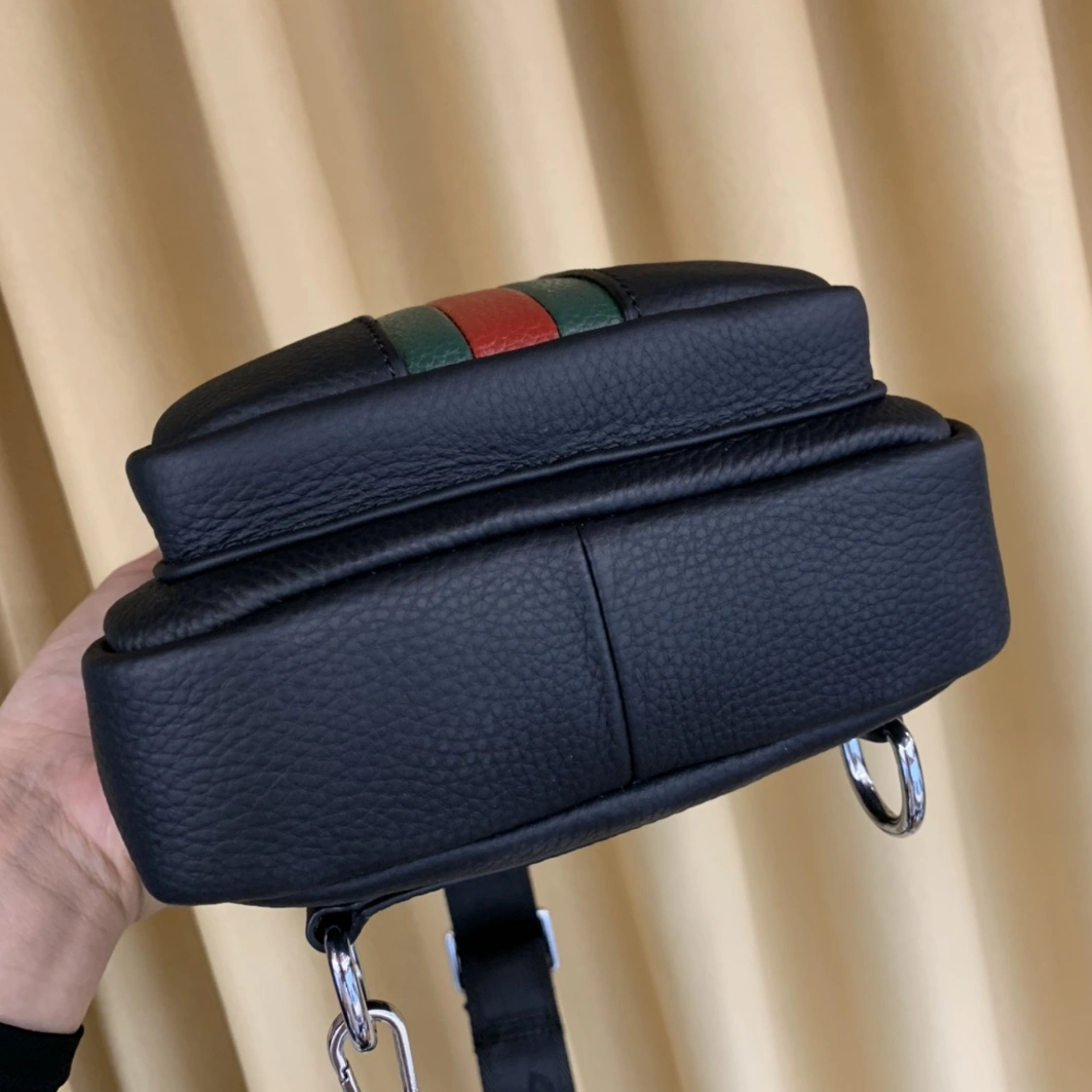 Gucci AAA Man Messenger Bags Trendy 9990