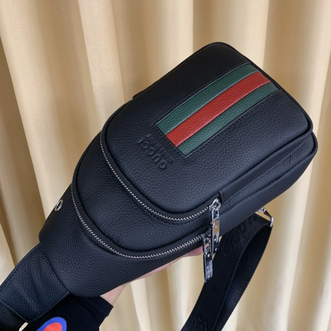 Gucci AAA Man Messenger Bags Trendy 9990