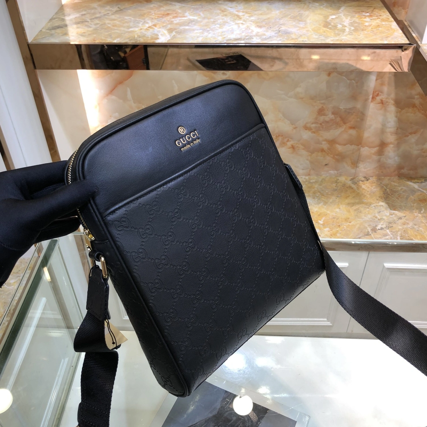 Gucci AAA Man Messenger Bags UrbanStyle 3372