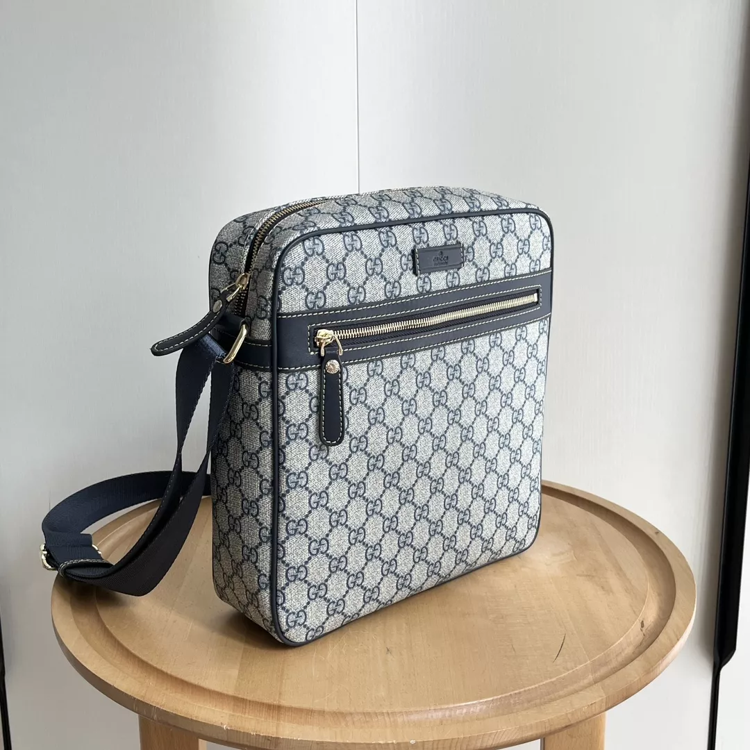 Gucci AAA Man Messenger Bags Versatile 2645