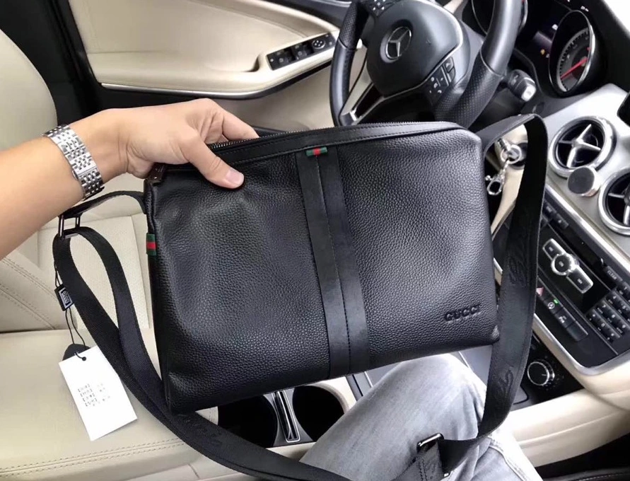 Gucci AAA Man Messenger Bags WellDesigned 6204