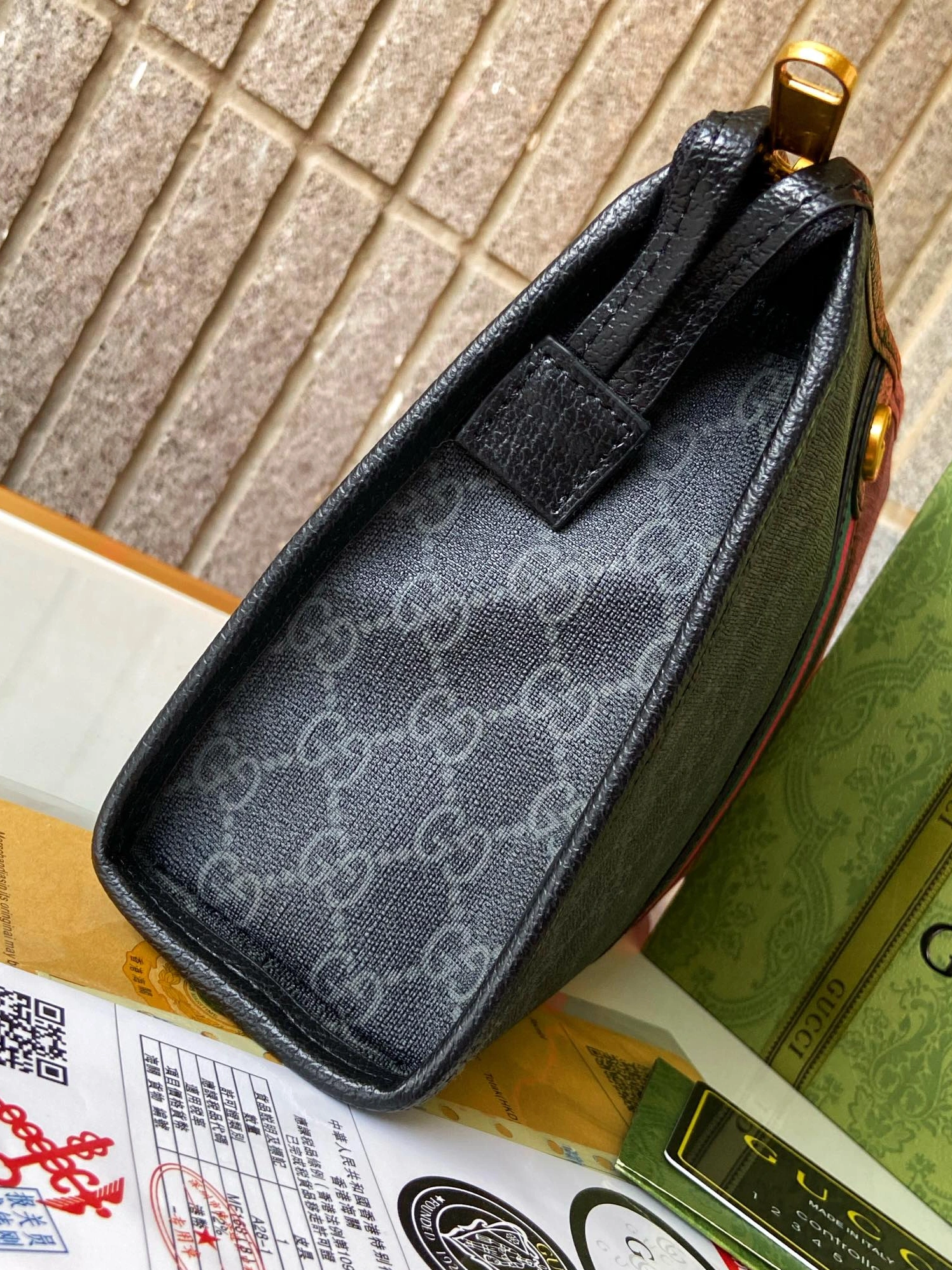 Gucci AAA Man Wallets Classic 5786