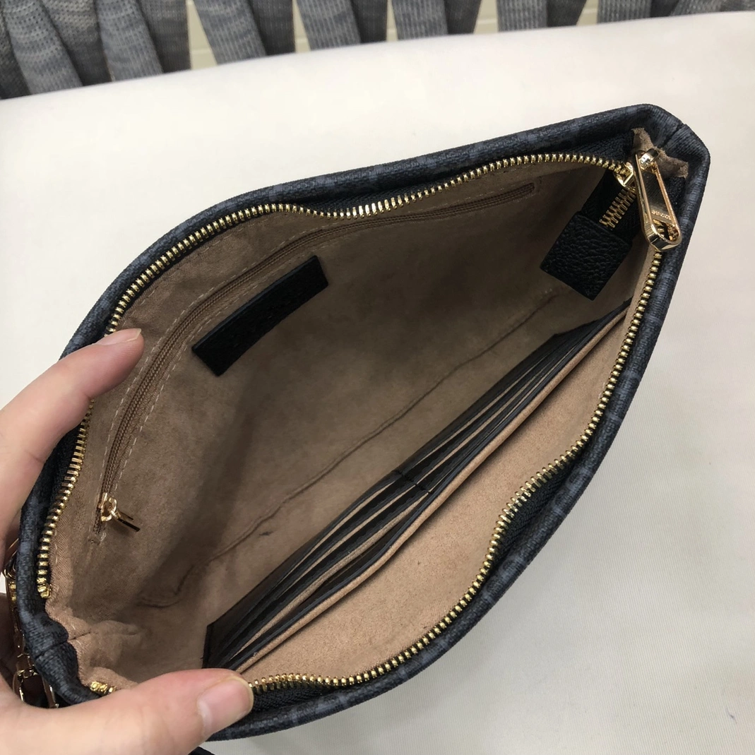 Gucci AAA Man Wallets Comfortable 5101