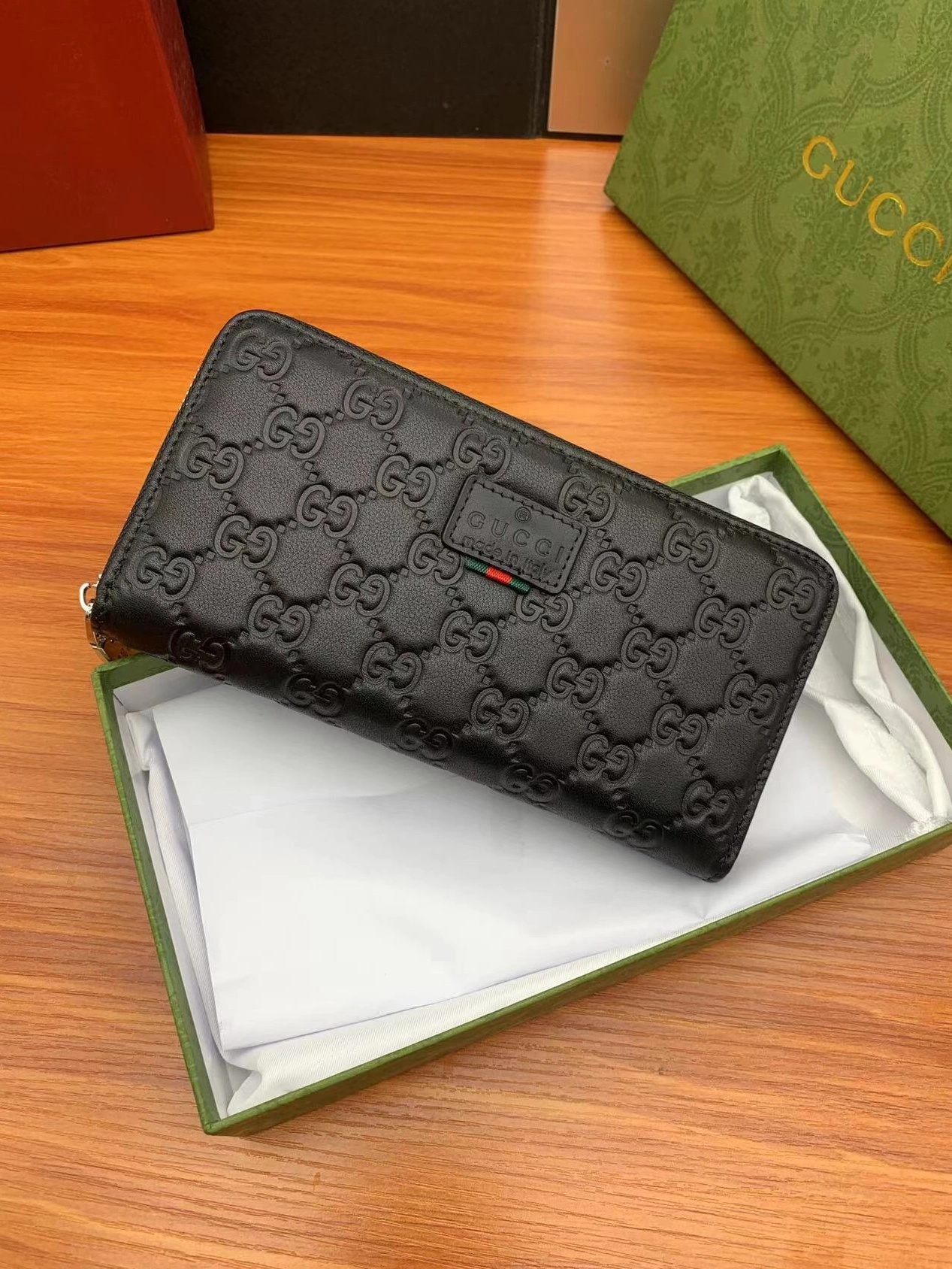 Gucci AAA Man Wallets Efficient 8493