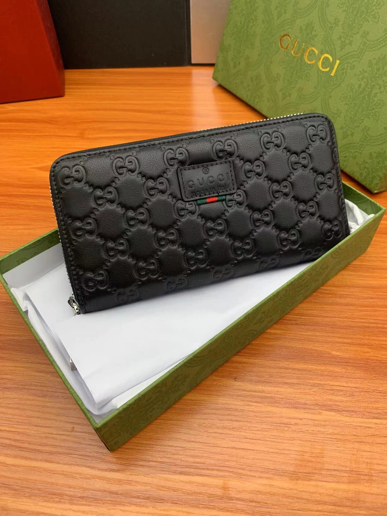 Gucci AAA Man Wallets Efficient 8493