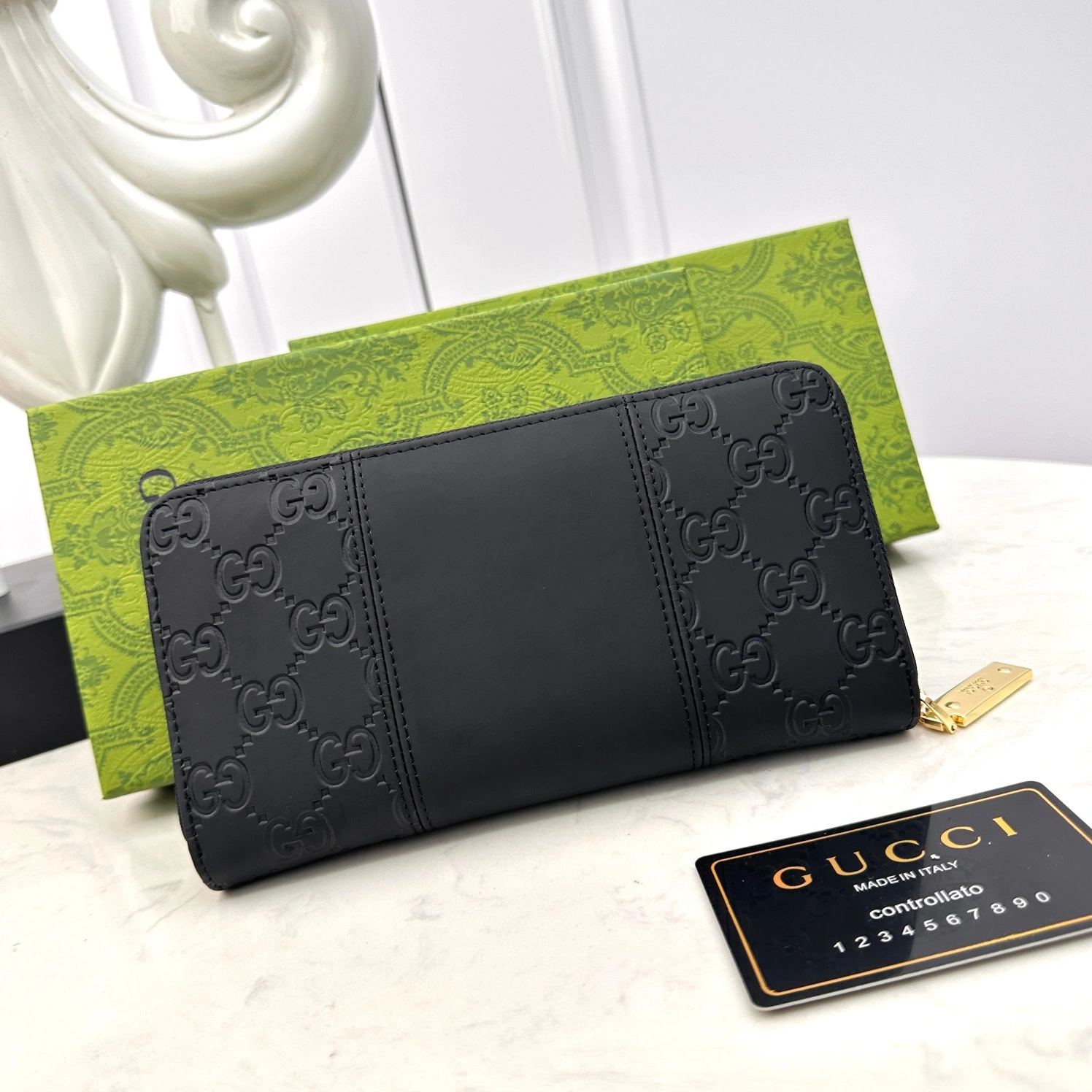 Gucci AAA Man Wallets Functional 9246