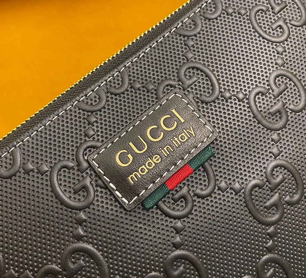 Gucci AAA Man Wallets Lightweight 8437