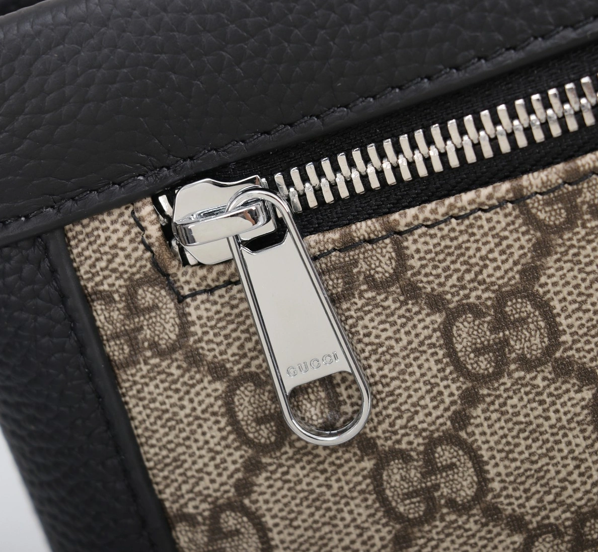 Gucci AAA Man Wallets Minimalist 5676