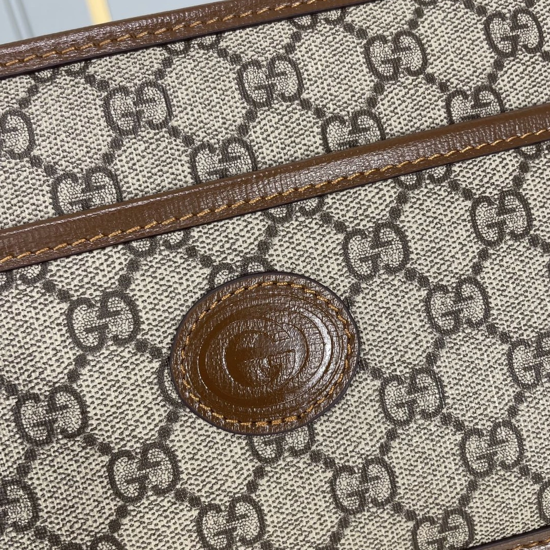 Gucci AAA Man Wallets ModernLook 4347