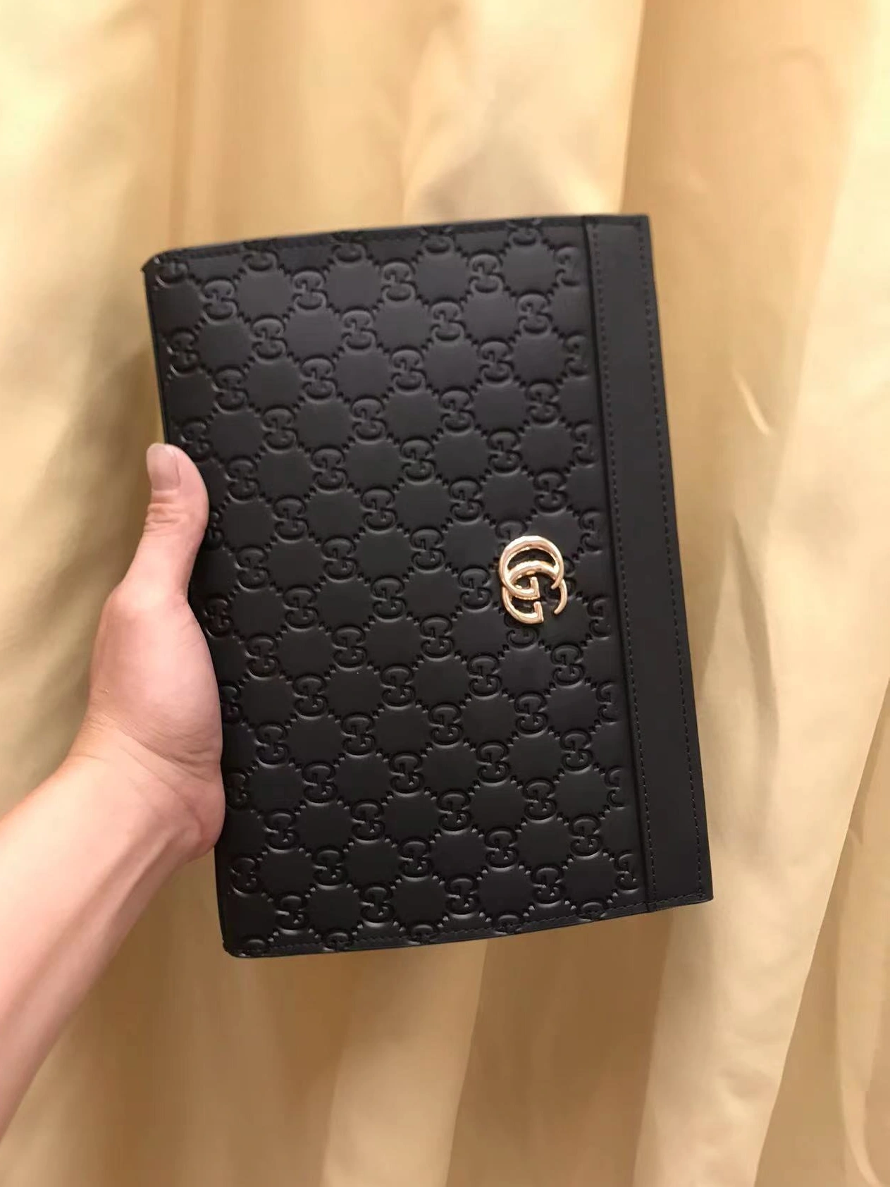 Gucci AAA Man Wallets Sophisticated 9126