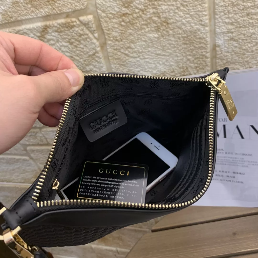 Gucci AAA Man Wallets Stylish 3383