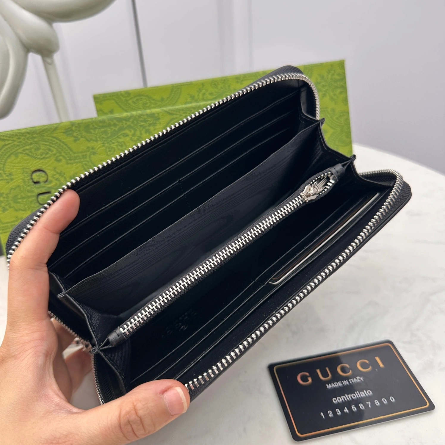 Gucci AAA Man Wallets Timeless 9824
