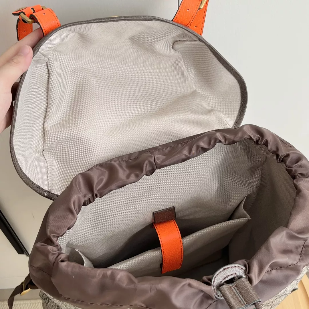 Gucci AAA Quality Backpacks For Unisex Resilient 9357