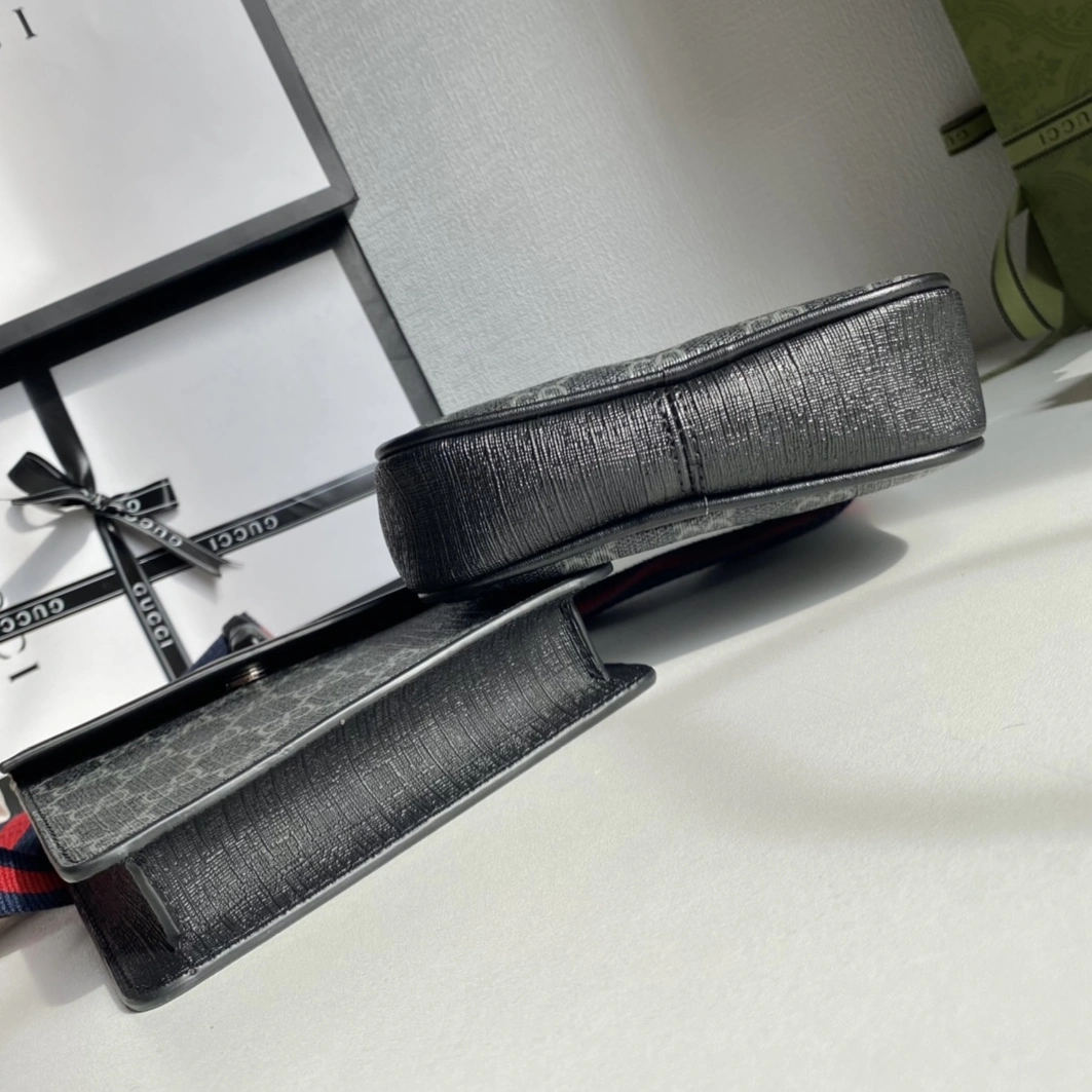 Gucci AAA Quality Belt Bags For Men GoAnywhere 9422