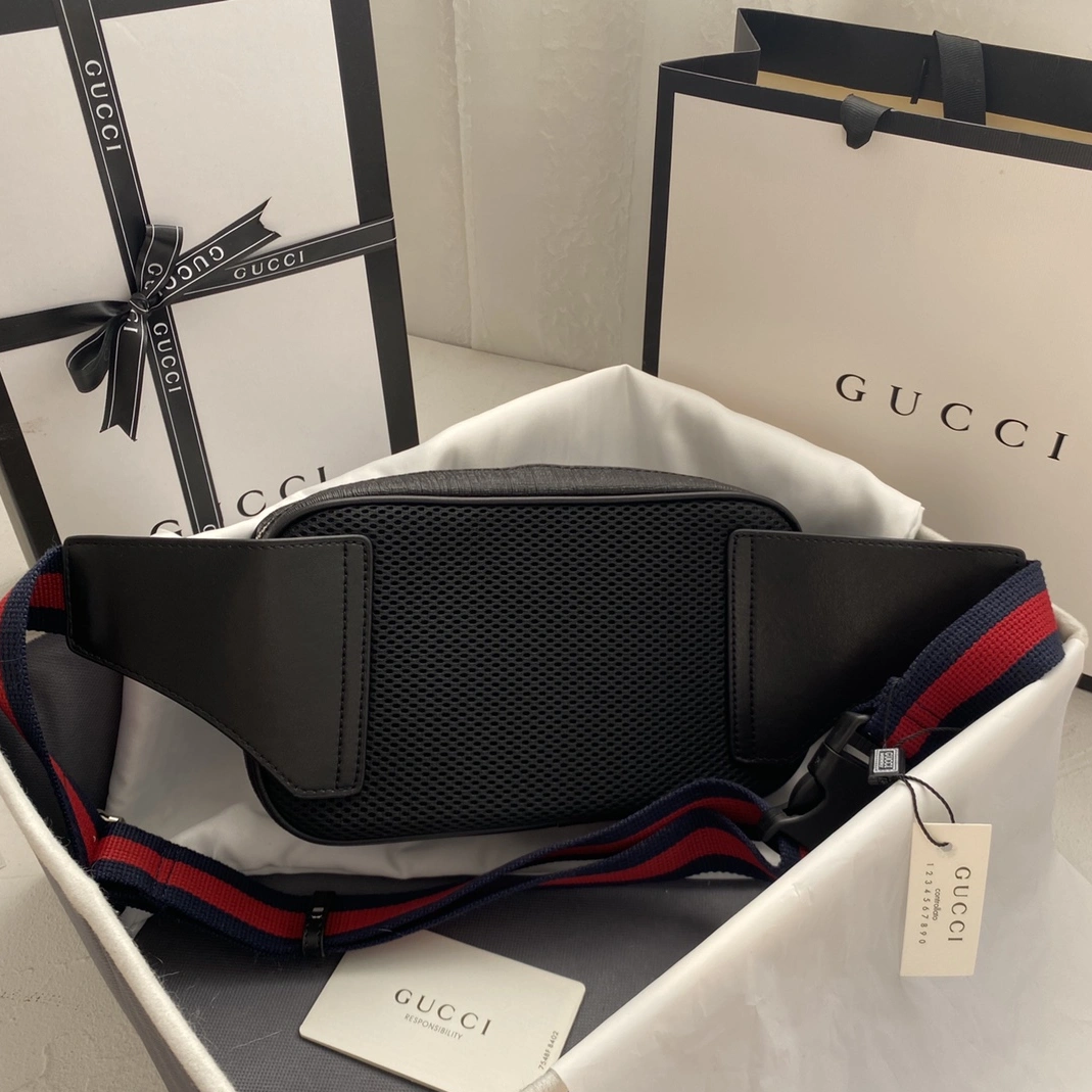 Gucci AAA Quality Belt Bags For Men Sophisticated 3723