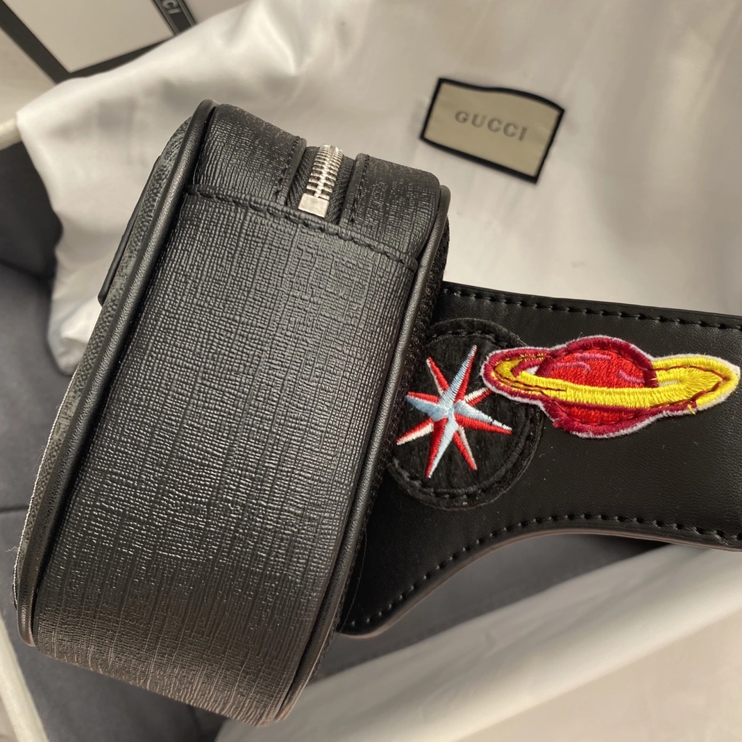 Gucci AAA Quality Belt Bags For Men Sophisticated 8654