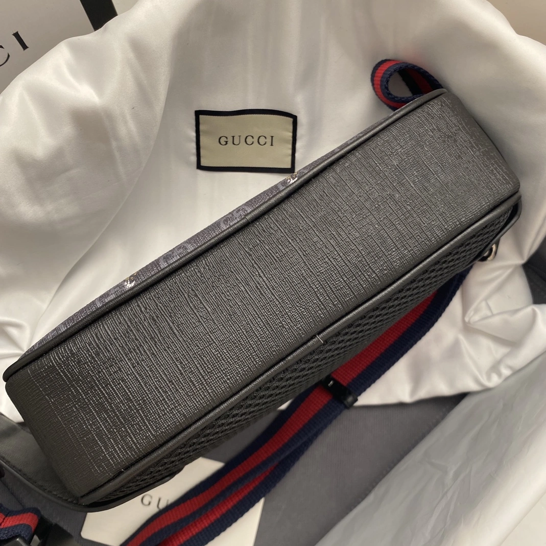 Gucci AAA Quality Belt Bags For Men Vibrant 9690
