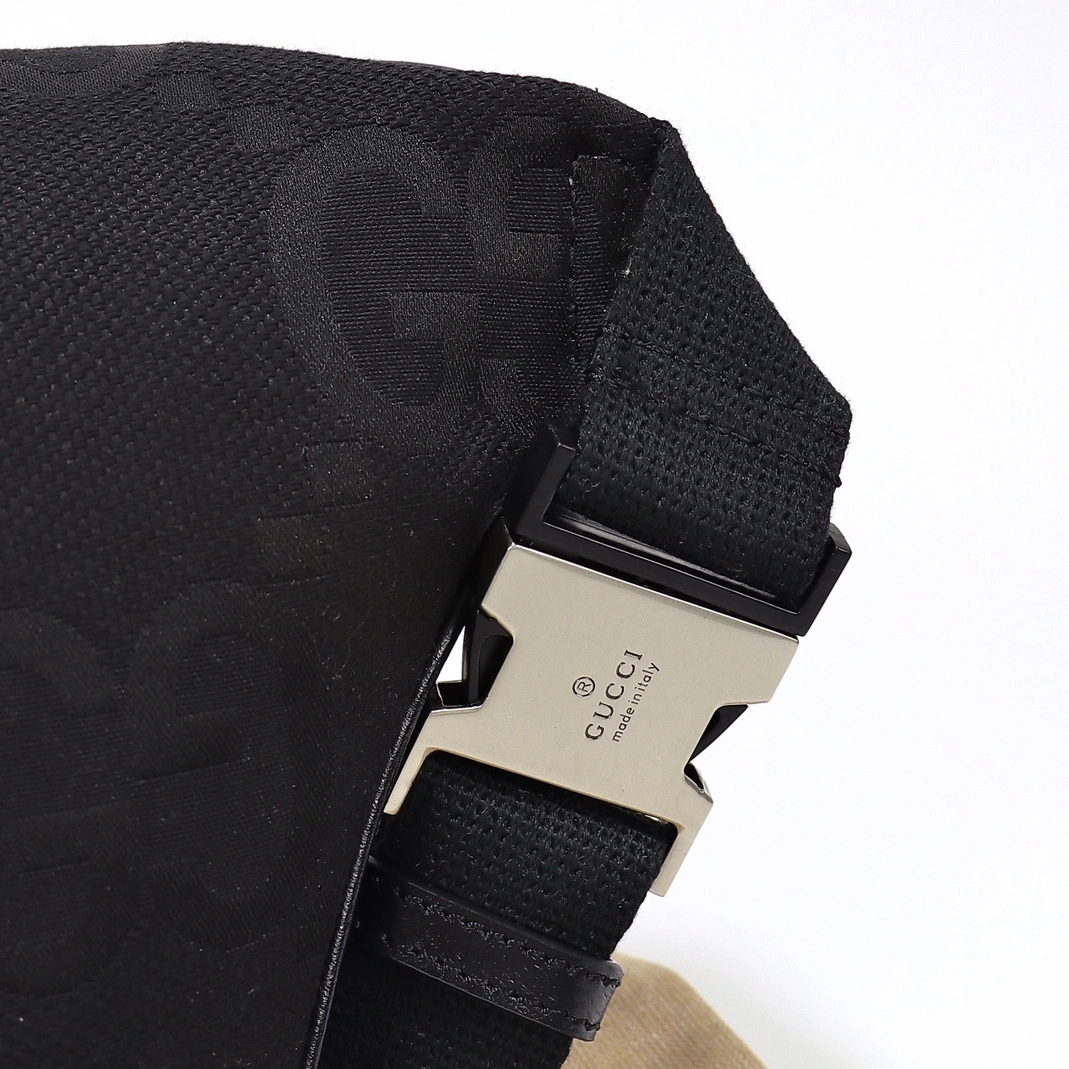 Gucci AAA Quality Belt Bags For Unisex Durable 335