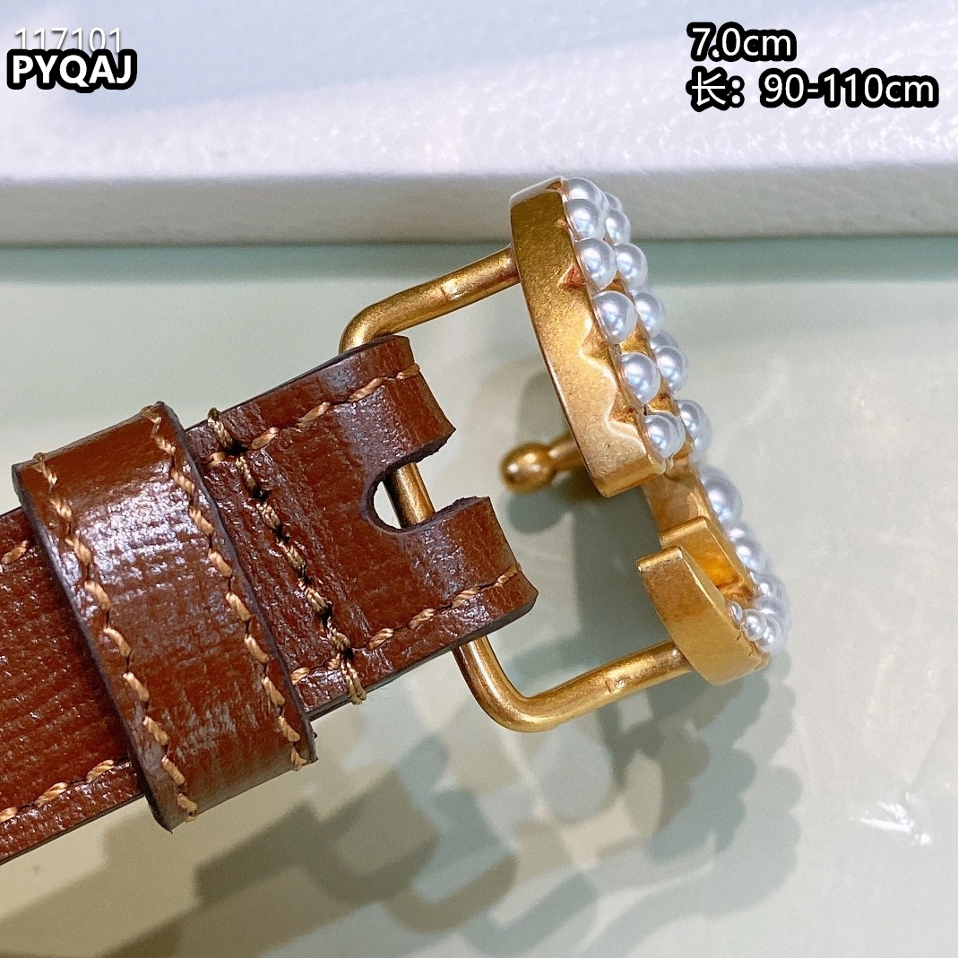 Gucci AAA Quality Belts For Women Modern 445
