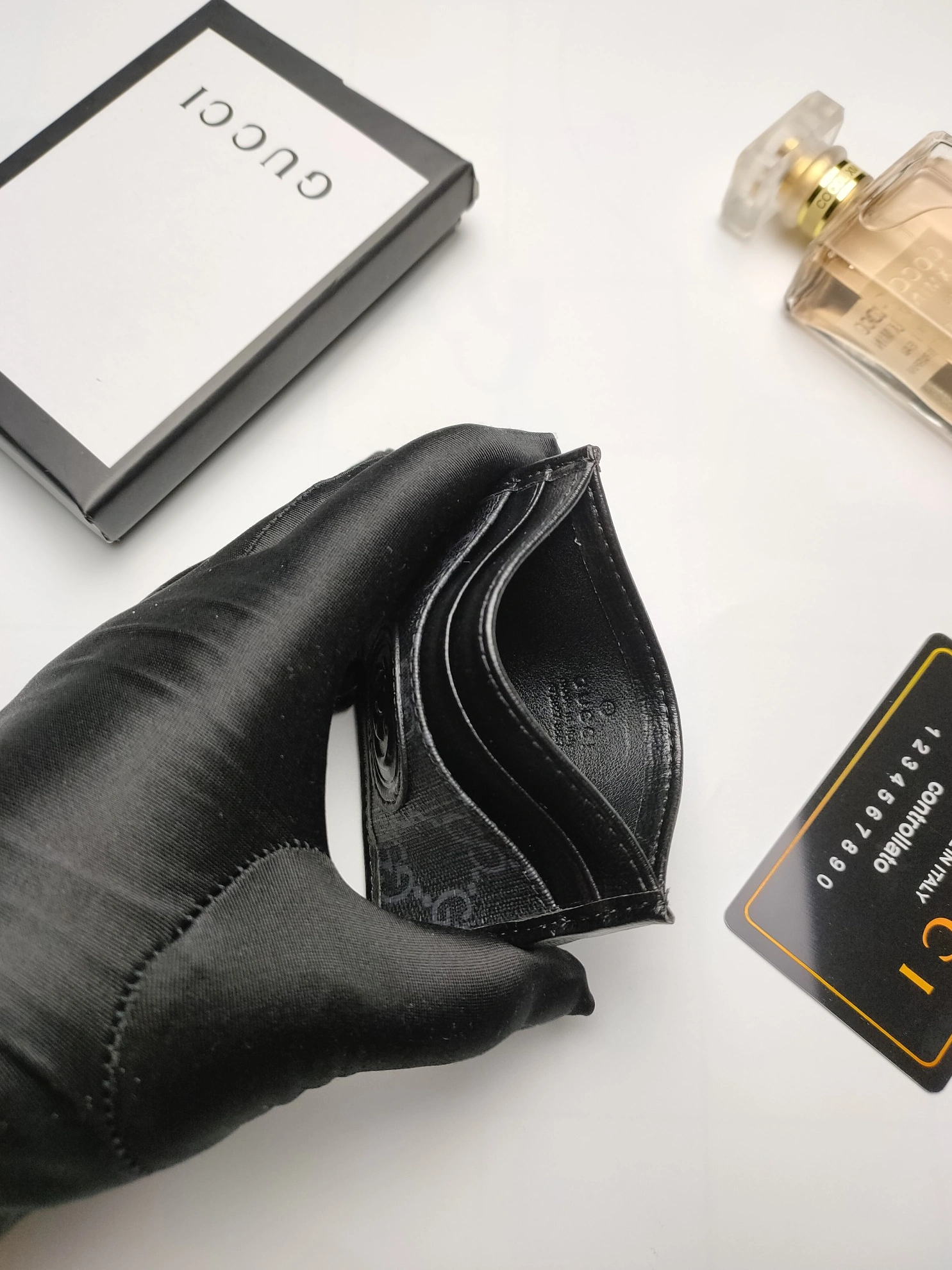 Gucci AAA Quality Card Case DailyWear 9457