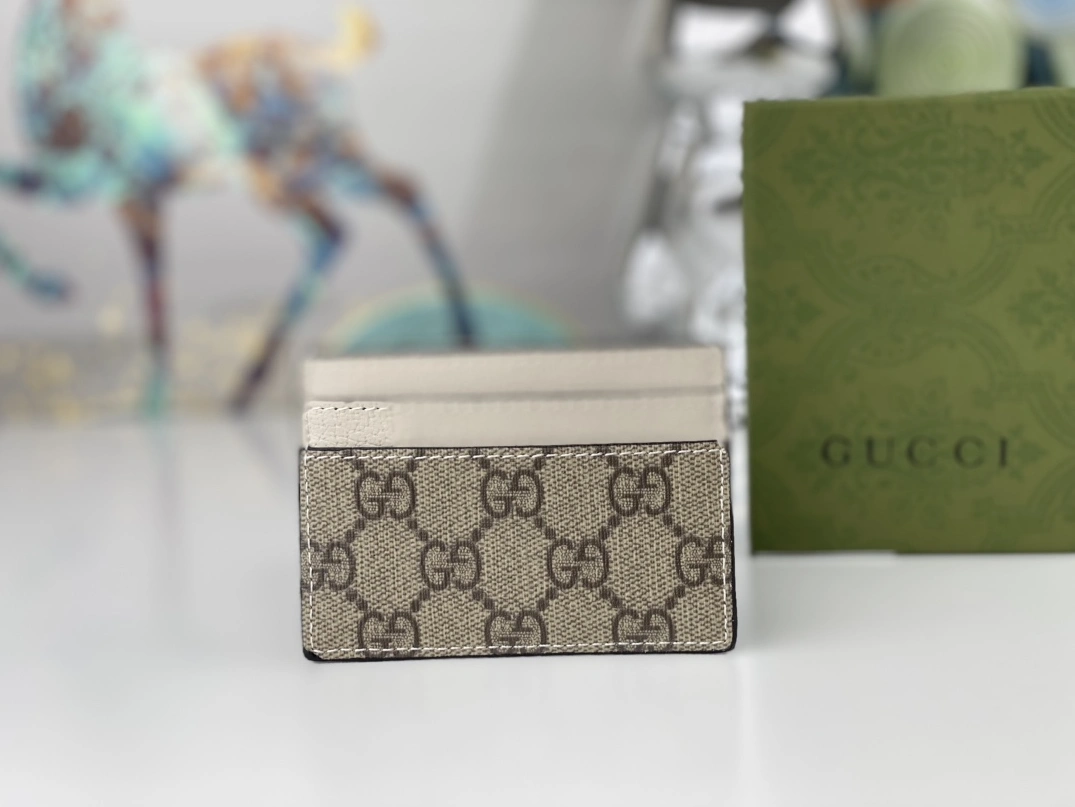 Gucci AAA Quality Card Case Durable 3383