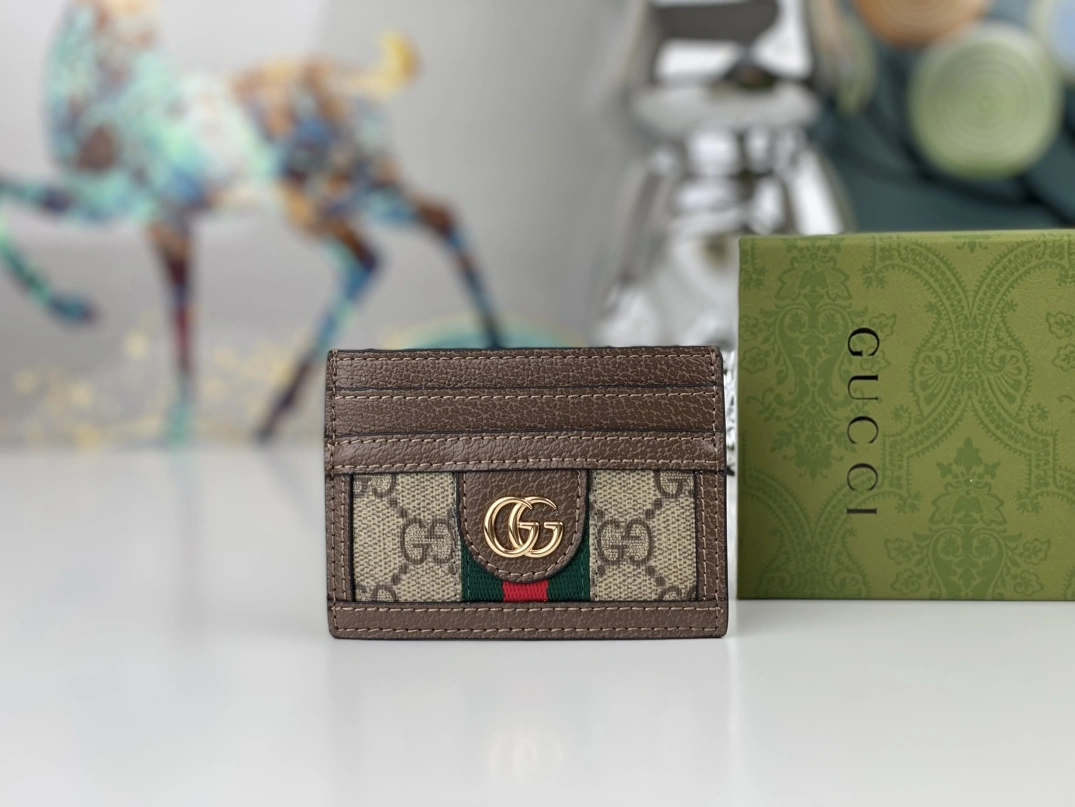 Gucci AAA Quality Card Case Reliable 7981