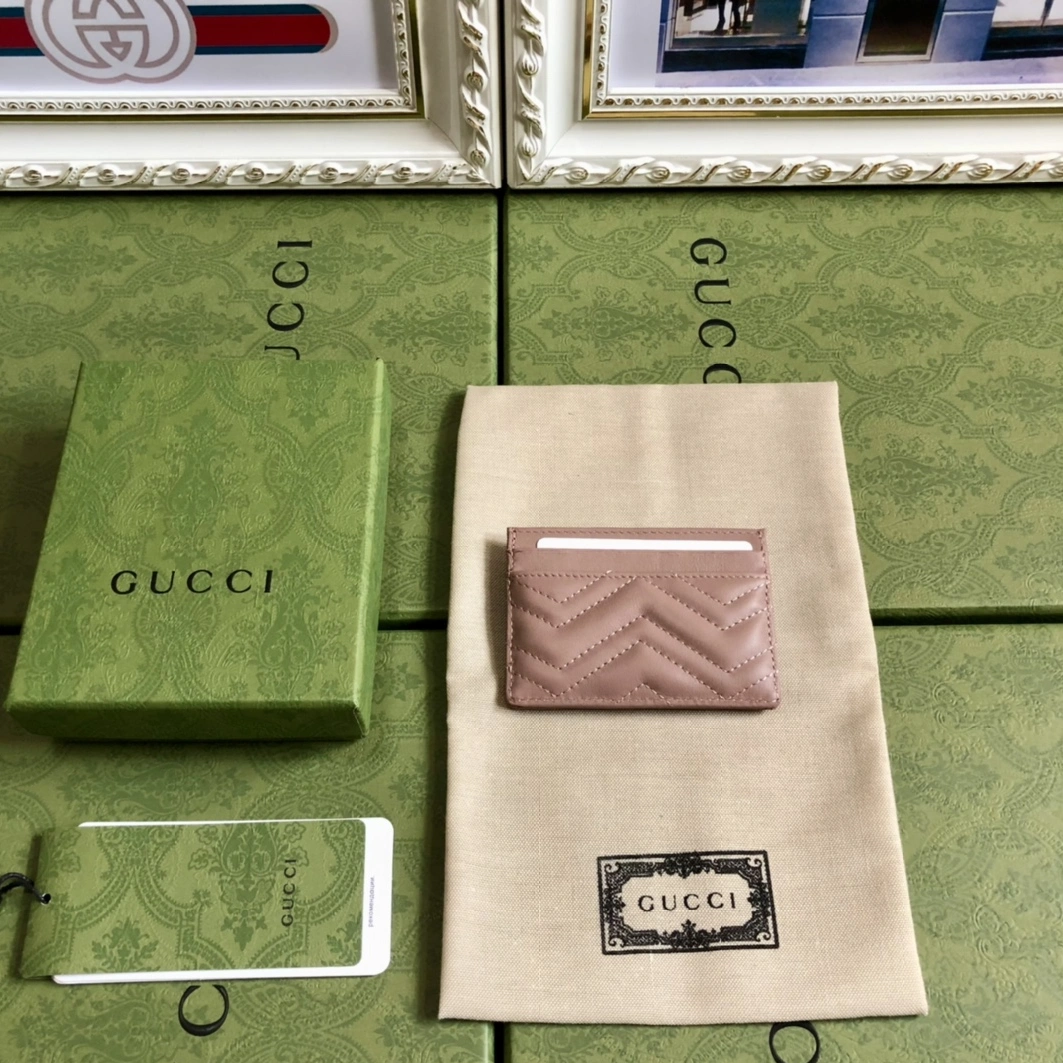 Gucci AAA Quality Card Case Versatile 7924