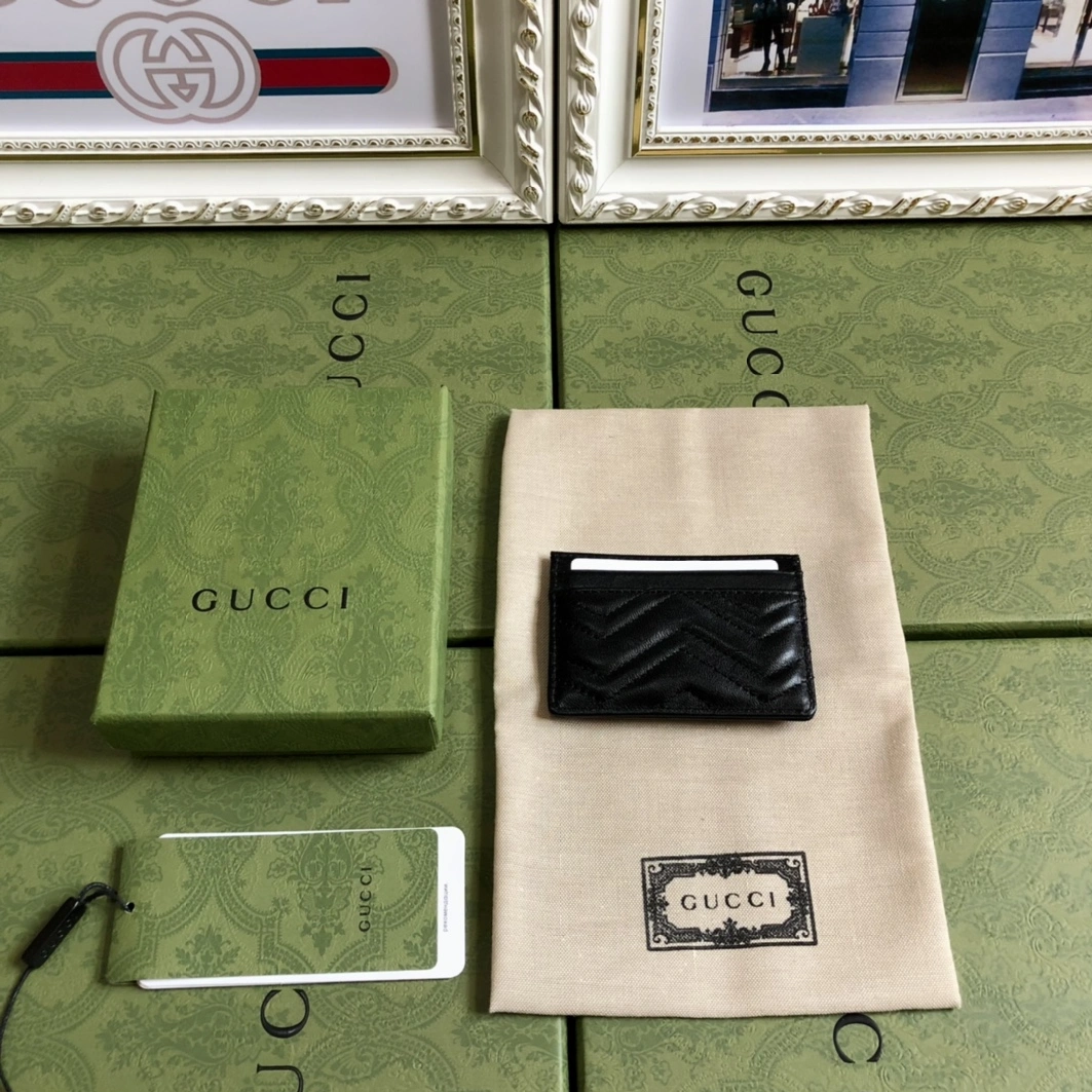 Gucci AAA Quality Card Case WellDesigned 3246