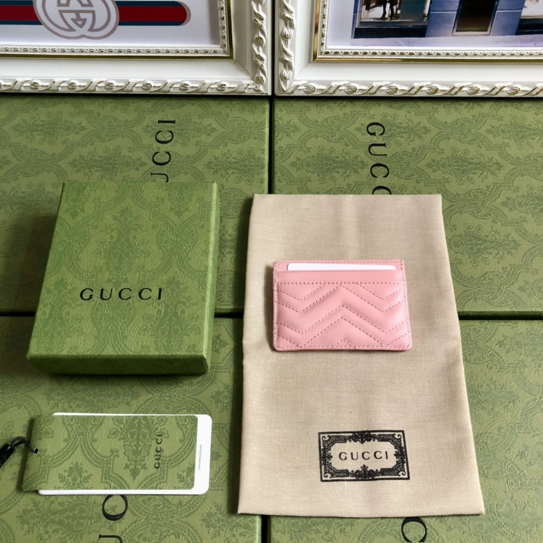Gucci AAA Quality Card Case WellDesigned 9886