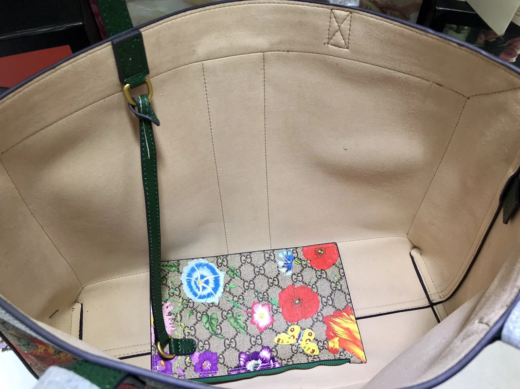 Gucci AAA Quality Handbags For Women AllSeason 7773