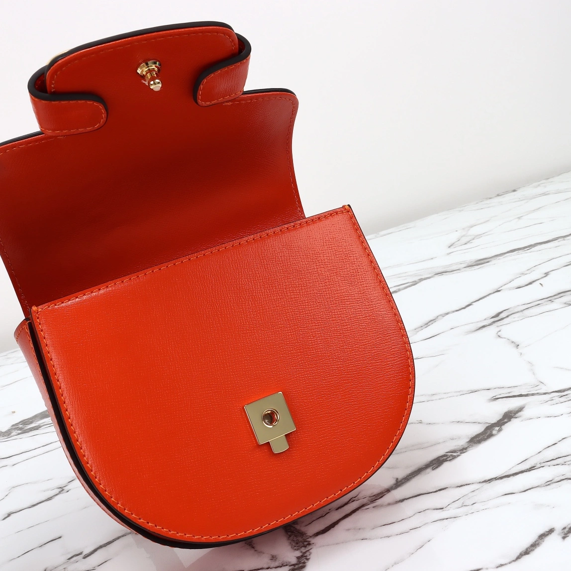 Gucci AAA Quality Handbags For Women BestValue 3536
