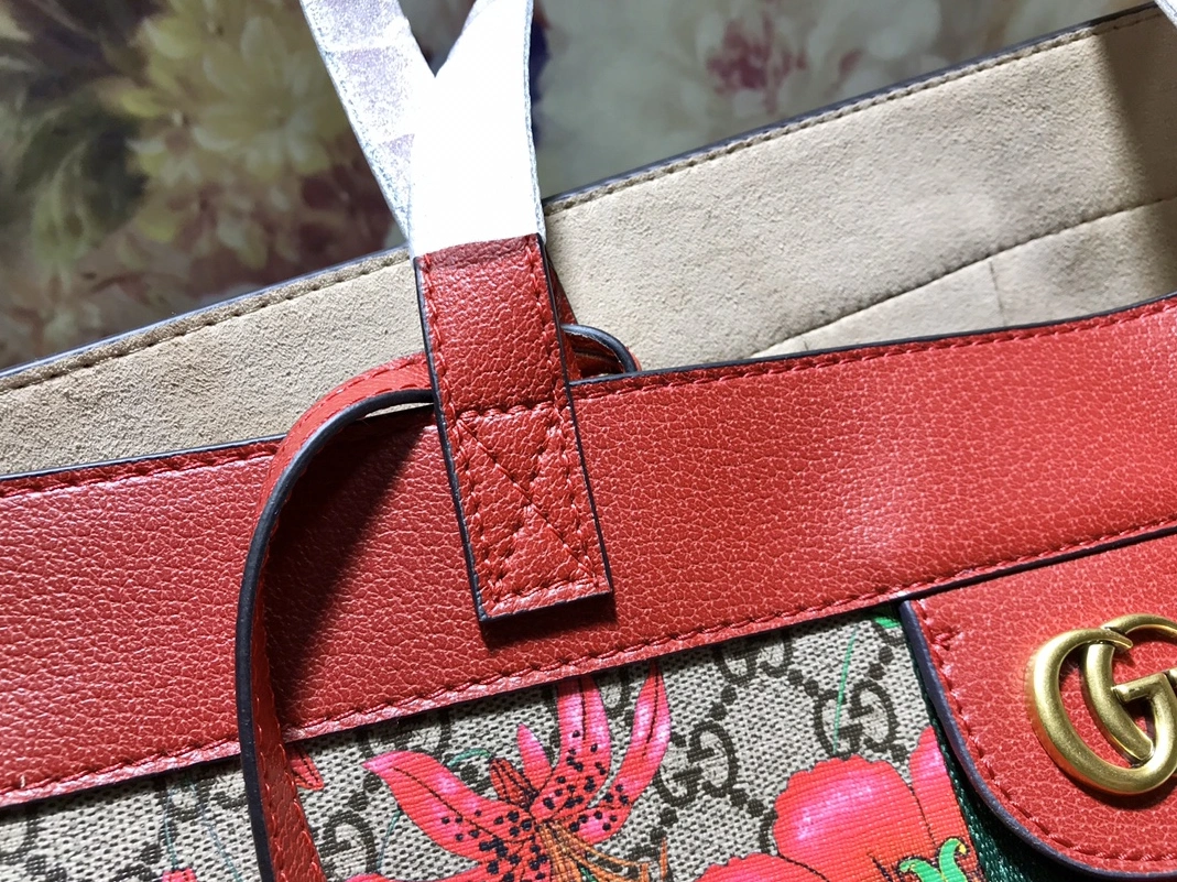 Gucci AAA Quality Handbags For Women Breathable 2283
