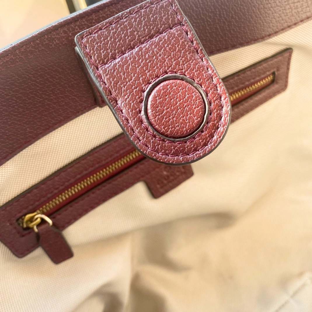 Gucci AAA Quality Handbags For Women Breathable 6365