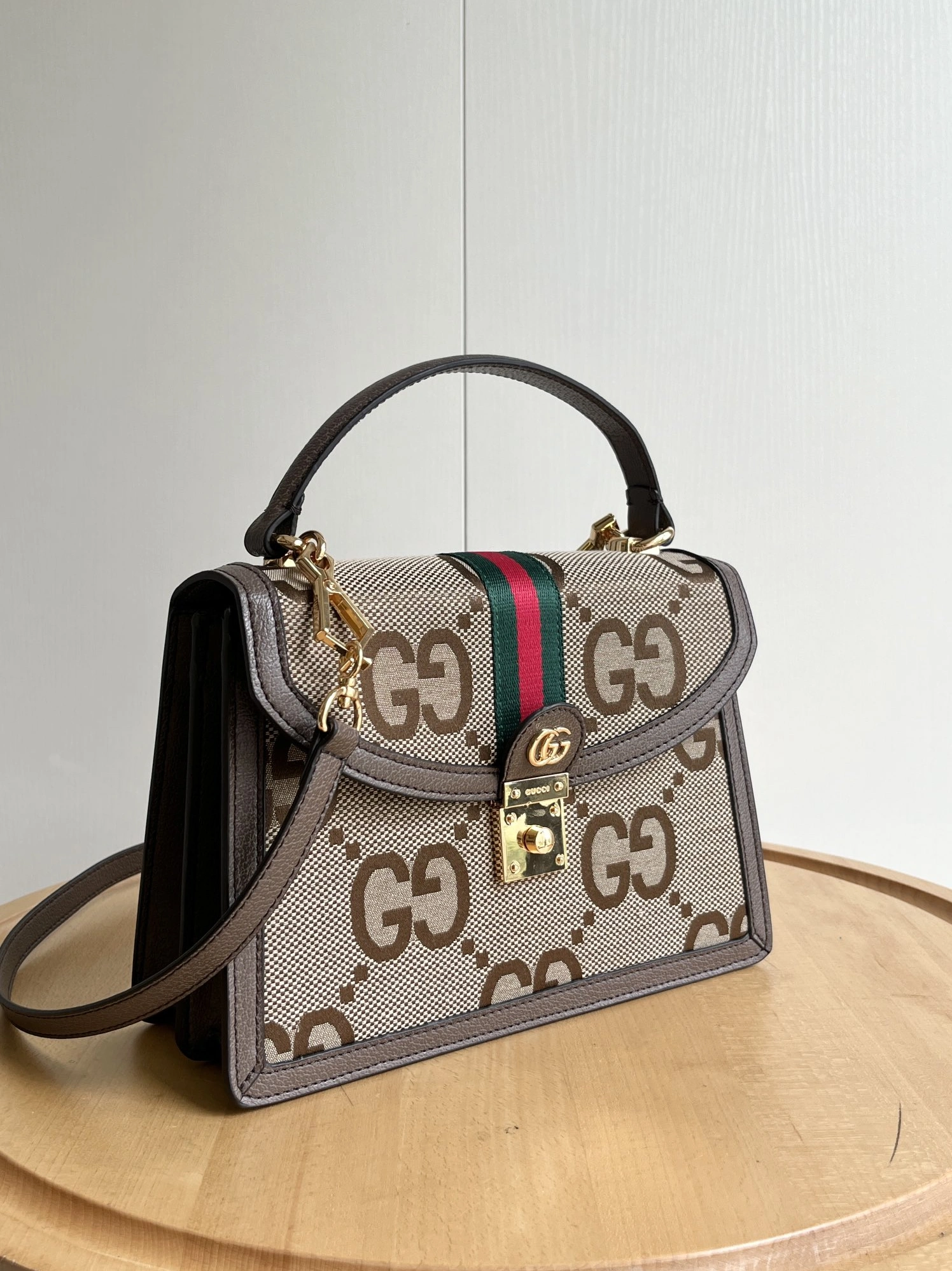 Gucci AAA Quality Handbags For Women Breathable 875